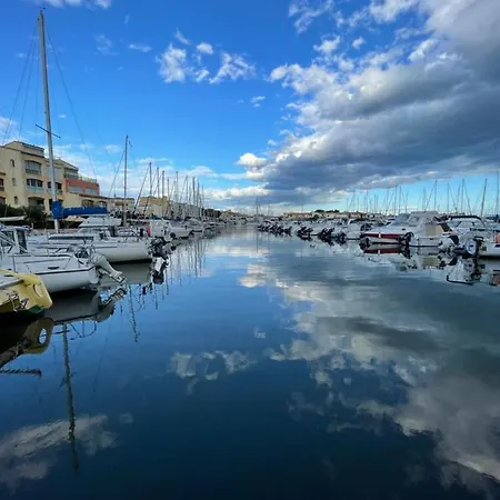 Cap D'agde Beau 2 Pieces Commerces A Pieds !