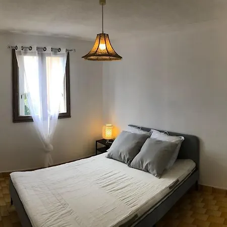 Appartement Cap D’agde Beau 2 Pièces Commerces à Pieds ! *